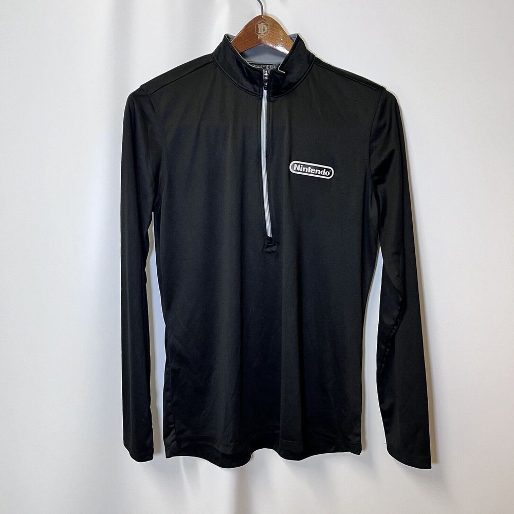 Elevate NINTENDO Women’s Medium Black 1/2 Zip Pullover Active Top Rare Game Fan